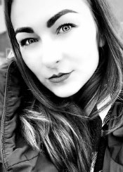 Victoria, (24), aus Osteuropa ist Single