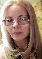 Irina, (52), aus Osteuropa ist Single