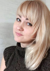 Inna, (36), aus Osteuropa ist Single