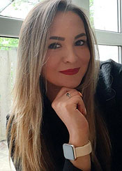 Olga, (41), aus Osteuropa ist Single