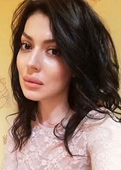 Yulia, (32), aus Osteuropa ist Single