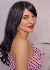 Nataliya, (37), aus Osteuropa ist Single