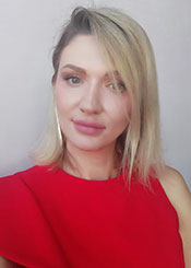 Anastasia, (42), eine Frau aus der Ukraine