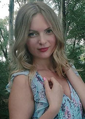 Elena, (34), eine Frau aus der Ukraine