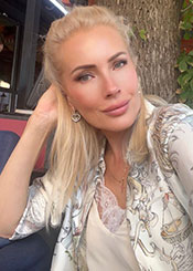 Tatiana, (45), eine Frau aus der Ukraine